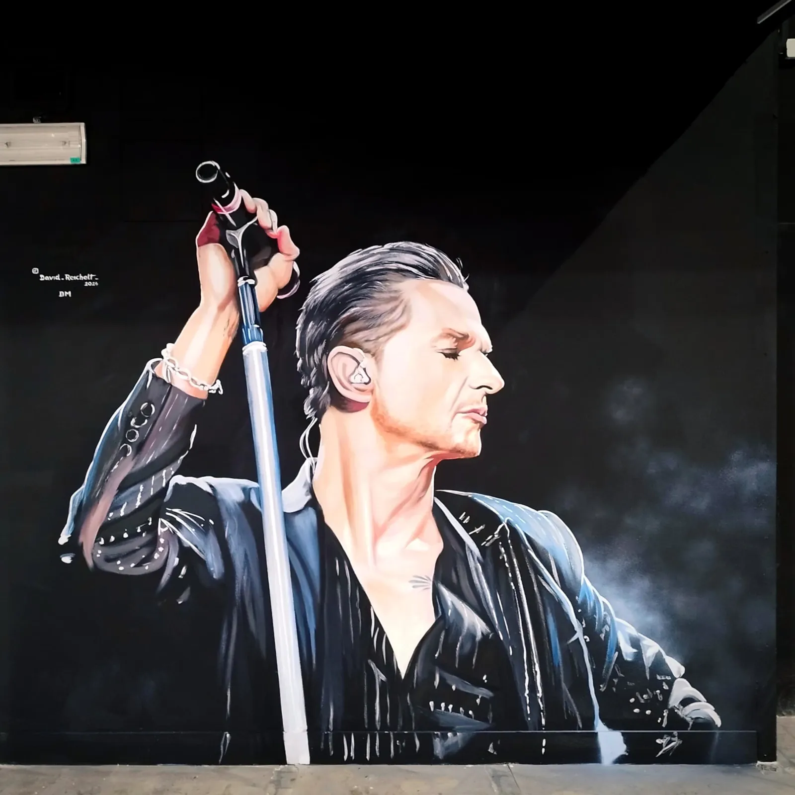 Mural zpěváka Davea Gahana