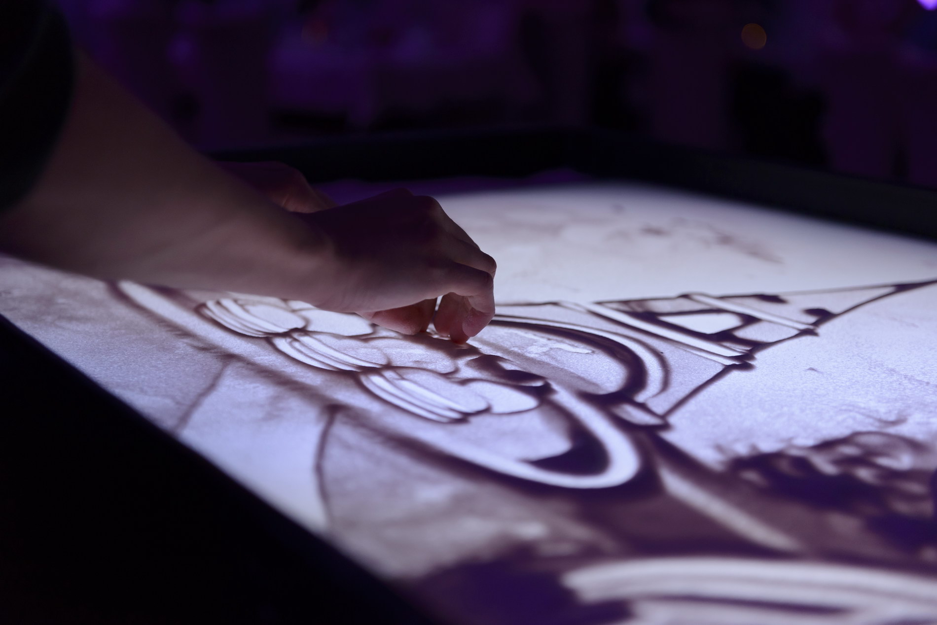Detail sand art kresby