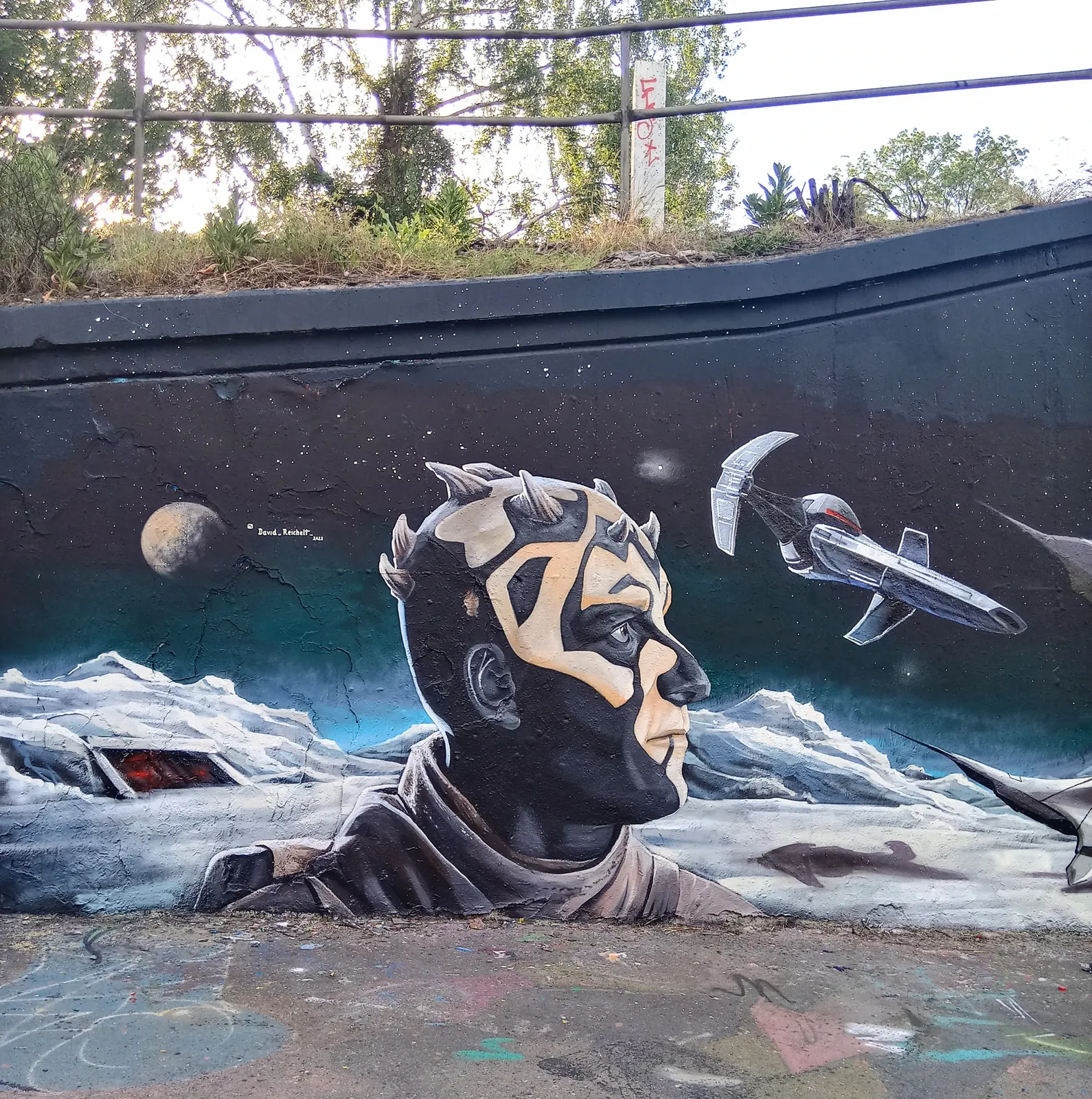 Sci-fi street art portrét