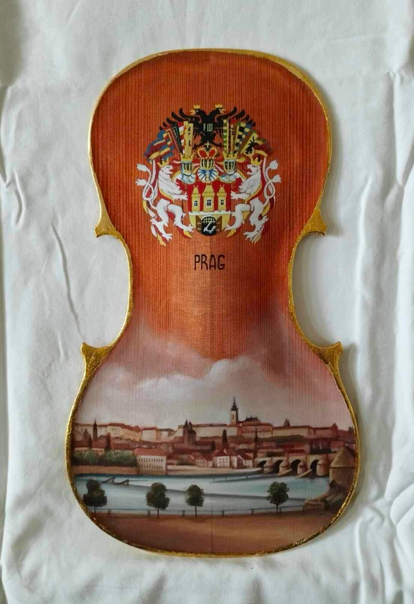 Ručně malované housle s Mozart motivem — Praha